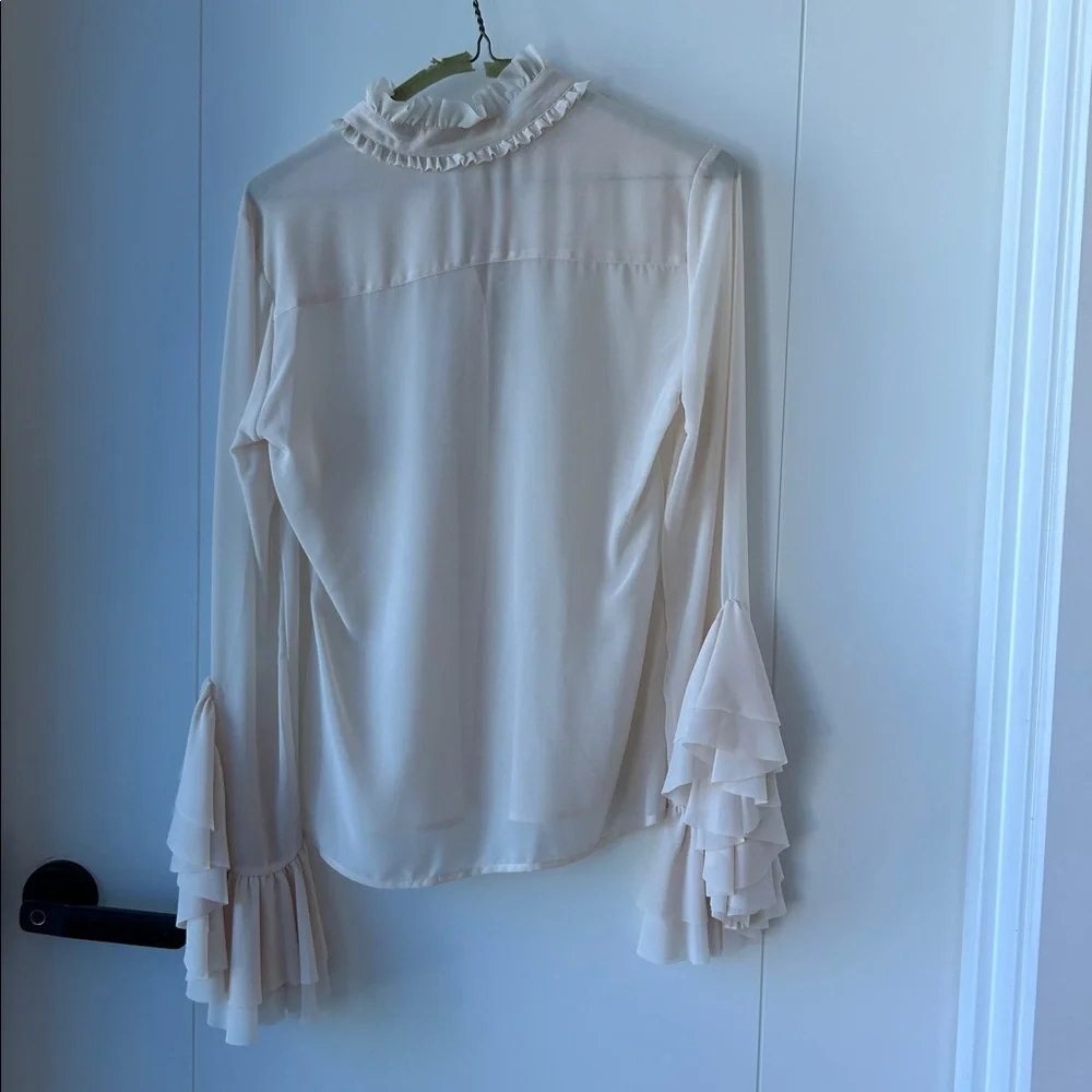 H&M Cream Ruffle Detail Blouse - Picture 8 of 11